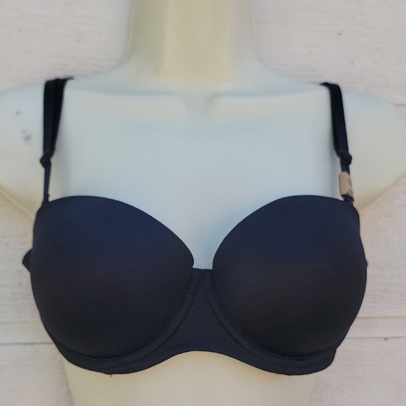 PINK Victoria's Secret Black Bra - Picture 6 of 14